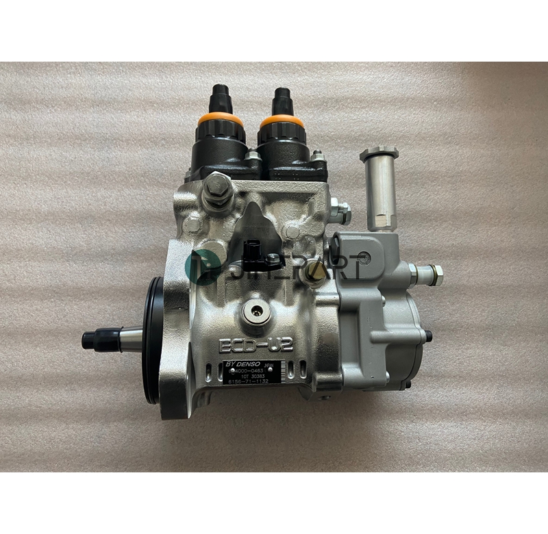 Fuel pump 6156-71-1132 excavator engine parts